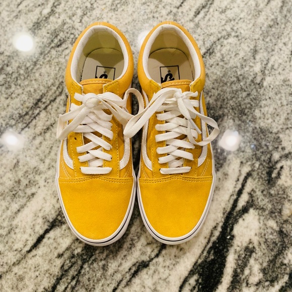 New Old Skool Vans Shoes - Picture 2 of 11